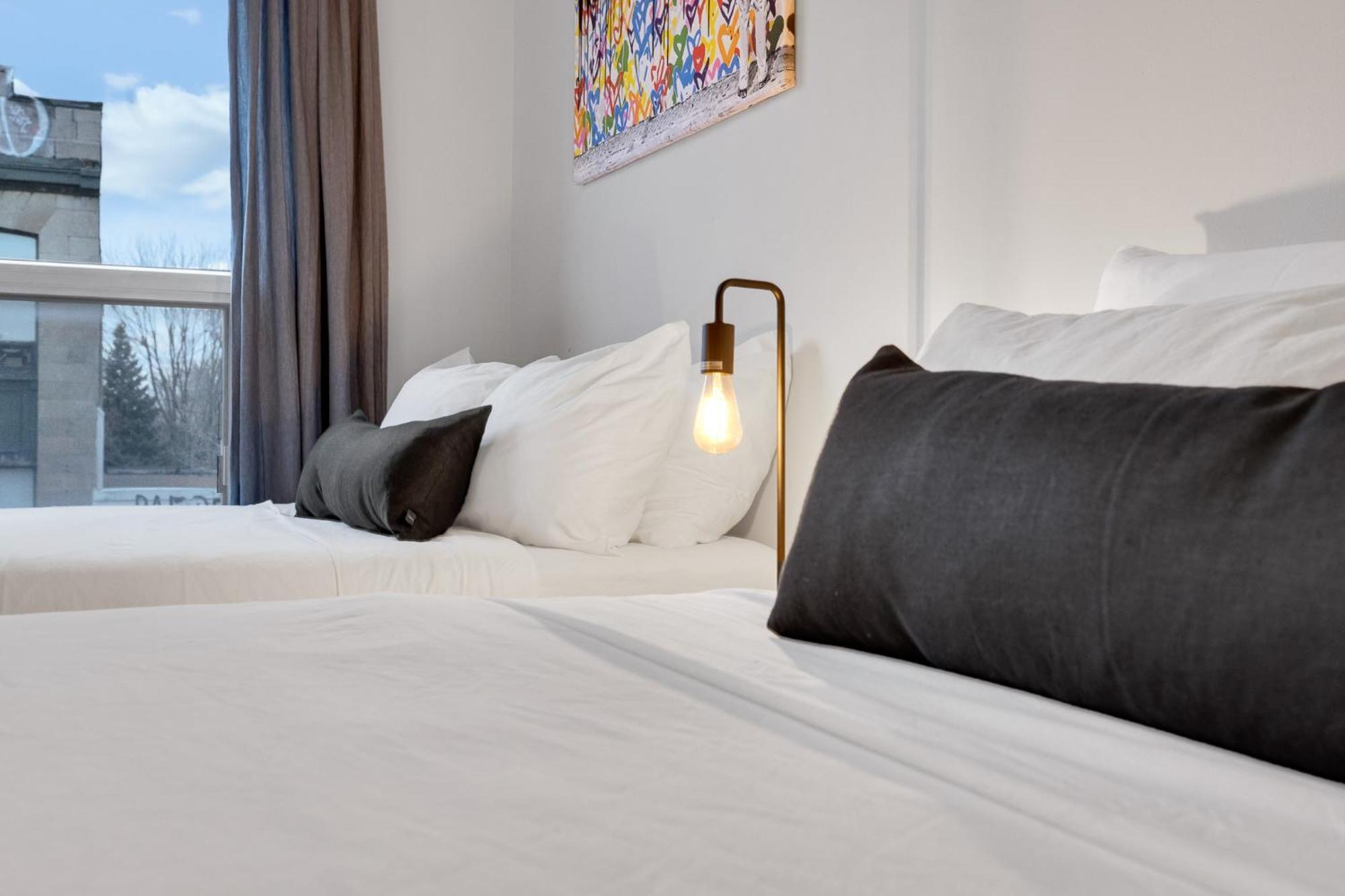 Liv Mtl Avenue Aparthotel มอนทรีอัล ภายนอก รูปภาพ