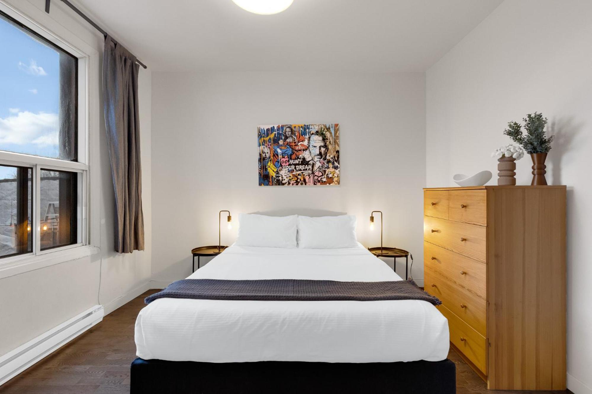 Liv Mtl Avenue Aparthotel มอนทรีอัล ภายนอก รูปภาพ