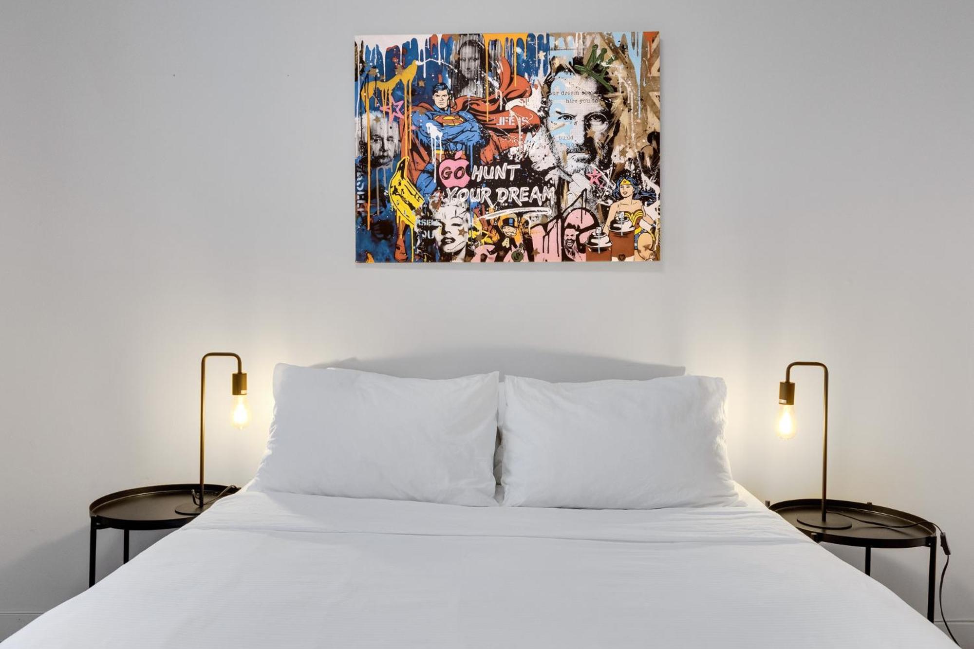 Liv Mtl Avenue Aparthotel มอนทรีอัล ภายนอก รูปภาพ