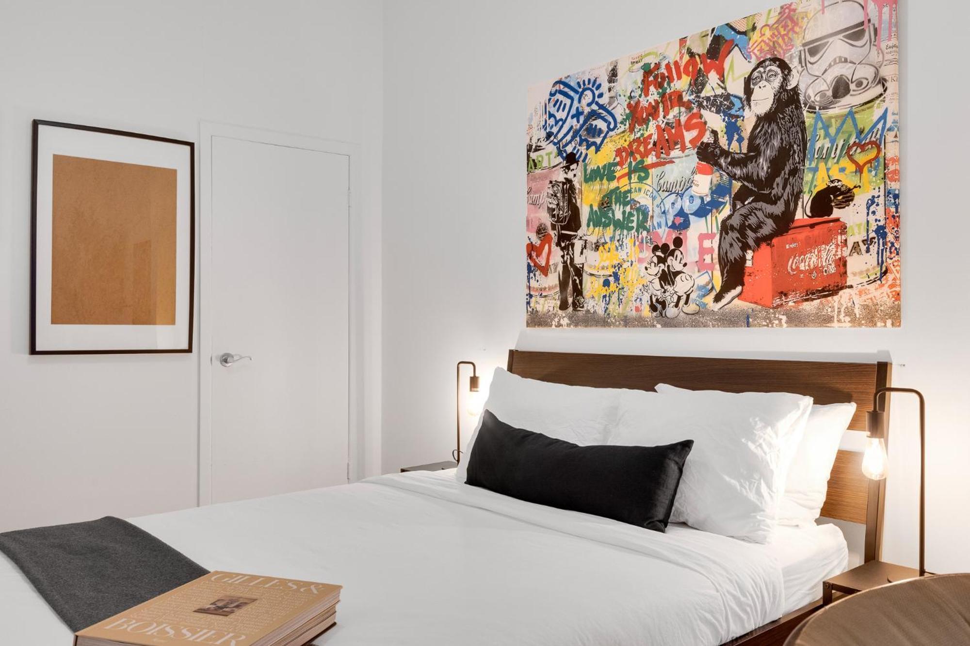 Liv Mtl Avenue Aparthotel มอนทรีอัล ภายนอก รูปภาพ