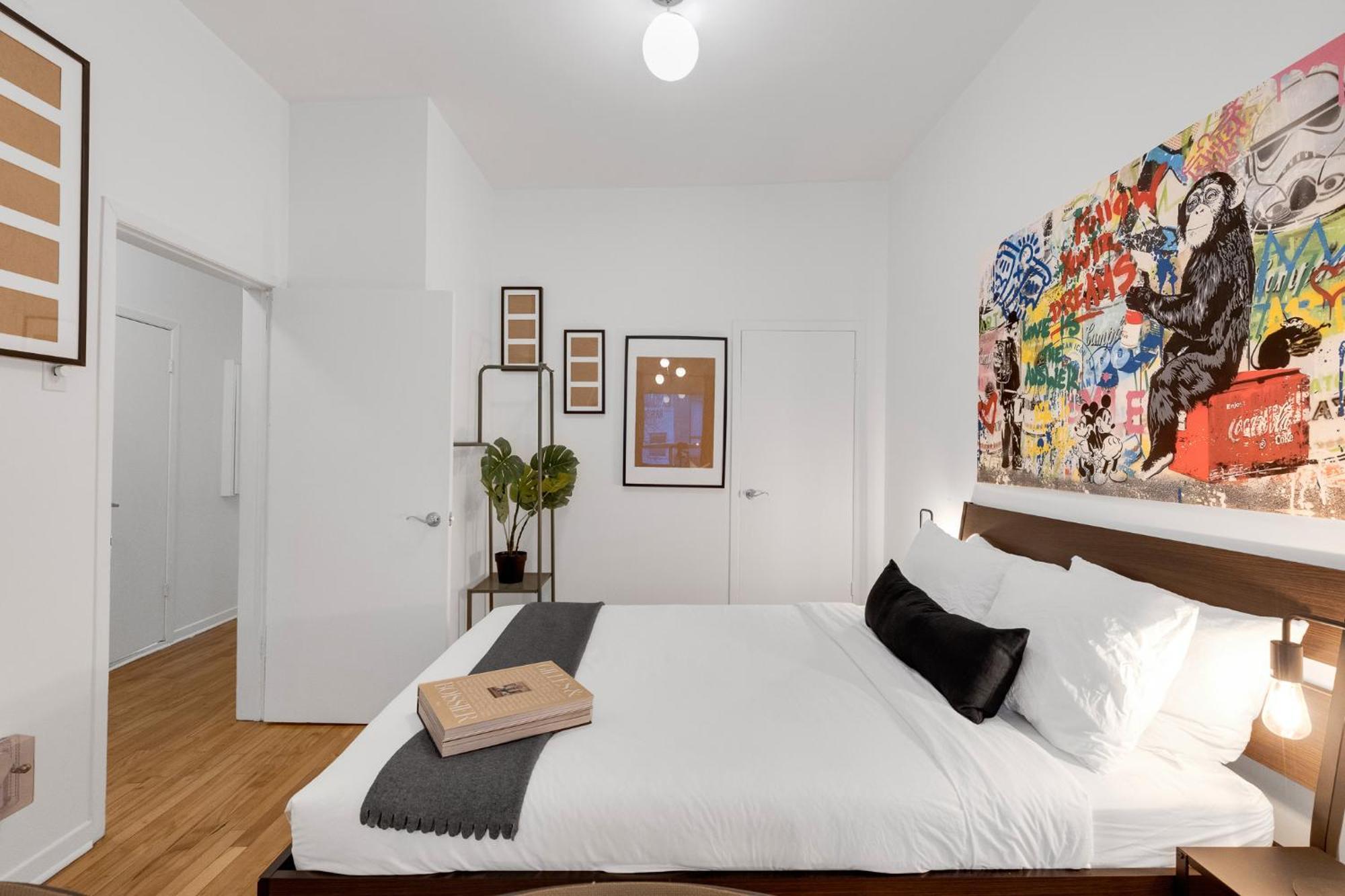 Liv Mtl Avenue Aparthotel มอนทรีอัล ภายนอก รูปภาพ